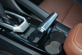 2016款江铃驭胜S350