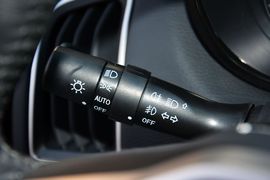 2016款江铃驭胜S350