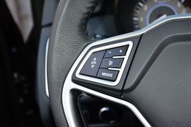 2016款江铃驭胜S350