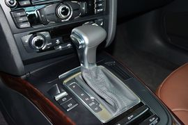 2016款奥迪A4L