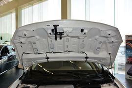 2015款雷诺风朗2.0L标准版