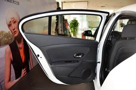 2015款雷诺风朗2.0L标准版