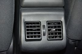 2015款雷诺风朗2.0L标准版