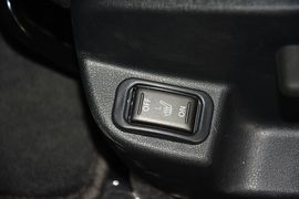 2015款雷诺风朗2.0L标准版