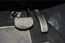 2015款雷诺风朗2.0L标准版