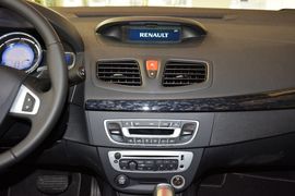 2015款雷诺风朗2.0L标准版