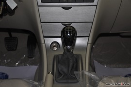 2010款上海英伦SC715手动基本型