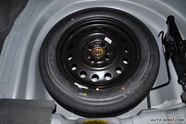 2010款上海英伦SC715手动基本型