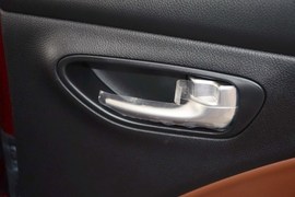 2015款菲亚特菲翔1.4T手动劲享版