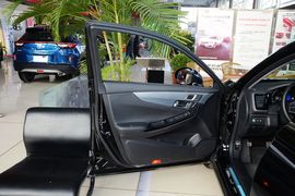 2015款本田思铂睿2.4L尊贵版