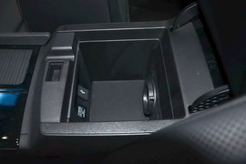 2015款本田思铂睿2.4L尊贵版