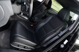 2015款本田思铂睿2.4L尊贵版
