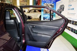 2016款丰田雷凌双擎1.8H