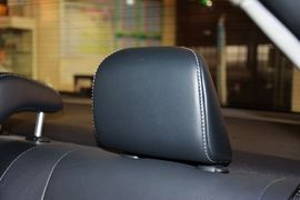 2016款丰田雷凌双擎1.8H