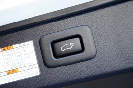 2015款丰田埃尔法3.5L豪华版