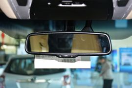 2015款丰田埃尔法3.5L豪华版