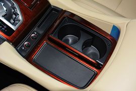 2015款丰田埃尔法3.5L豪华版