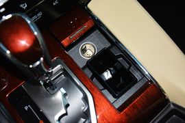 2015款丰田埃尔法3.5L豪华版