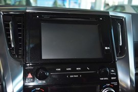 2015款丰田埃尔法3.5L豪华版