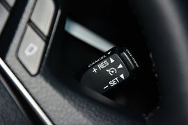 2015款丰田埃尔法3.5L豪华版