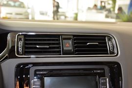 2015款大众速腾230TSI