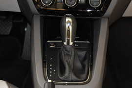 2015款大众速腾230TSI