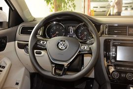 2015款大众速腾230TSI