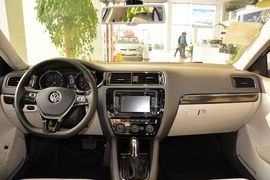 2015款大众速腾230TSI