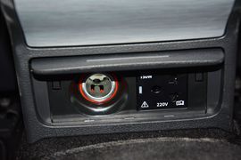 2015款大众帕萨特1.8TSI