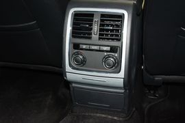 2015款大众帕萨特1.8TSI