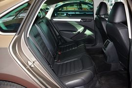 2015款大众帕萨特1.8TSI
