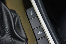 2015款大众帕萨特1.8TSI