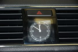 2015款大众帕萨特1.8TSI