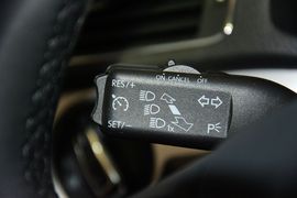2015款大众帕萨特1.8TSI
