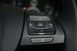 2015款大众帕萨特1.8TSI