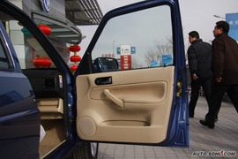 2010款一汽大众捷达1.6L手动前卫型