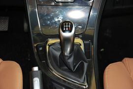 2014款中华V5