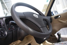 2010款一汽大众捷达1.6L手动前卫型