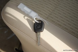 2010款一汽大众捷达1.6L手动前卫型