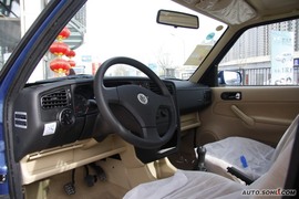 2010款一汽大众捷达1.6L手动前卫型