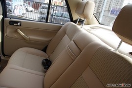 2010款一汽大众捷达1.6L手动前卫型