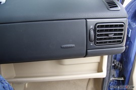 2010款一汽大众捷达1.6L手动前卫型