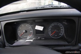2010款一汽大众捷达1.6L手动前卫型