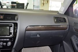 2015款大众速腾230TSI