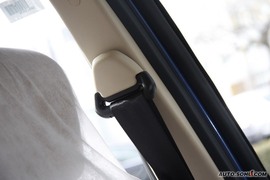 2010款一汽大众捷达1.6L手动前卫型