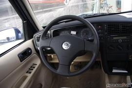 2010款一汽大众捷达1.6L手动前卫型
