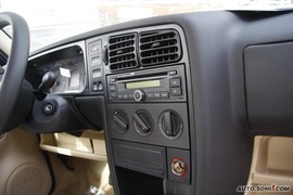 2010款一汽大众捷达1.6L手动前卫型