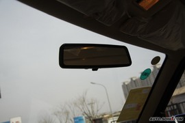 2010款一汽大众捷达1.6L手动前卫型