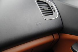 2016款吉利金刚1.5L手动精英型