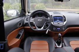 2016款吉利金刚1.5L手动精英型